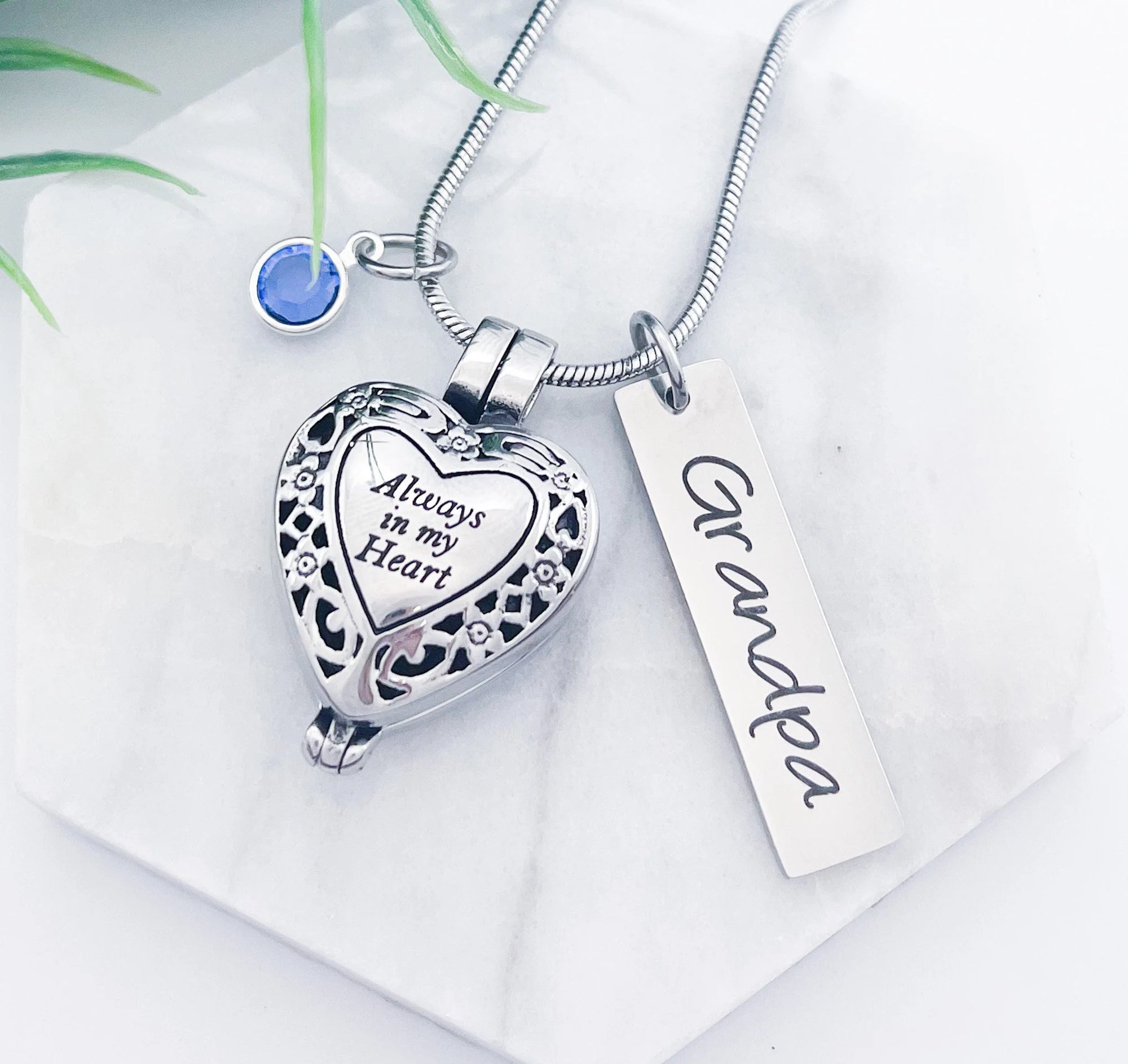 Always in my heart locket necklace discount