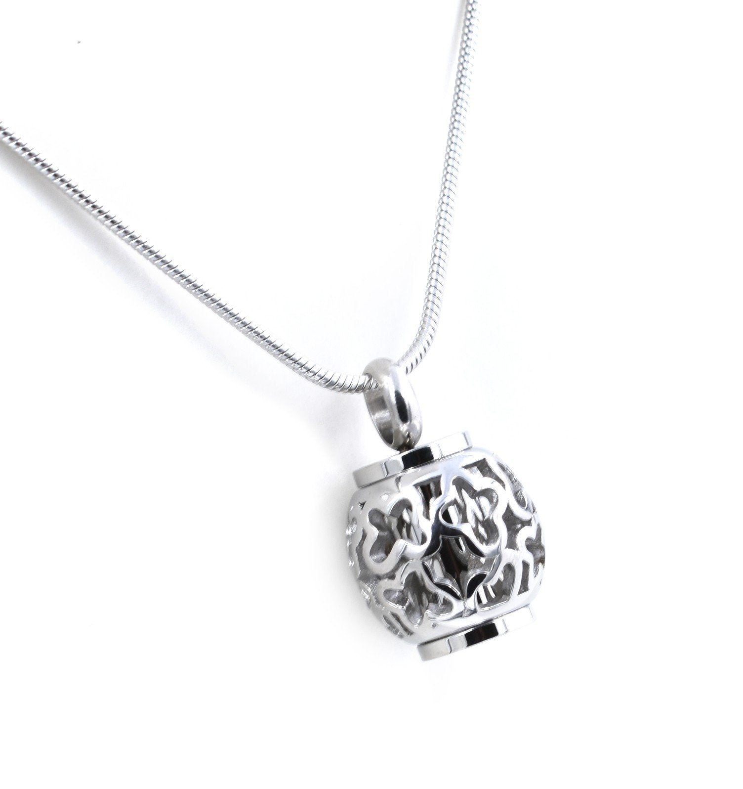 Round Openwork with Butterflies Urn Necklace Sarah & Essie Silver 