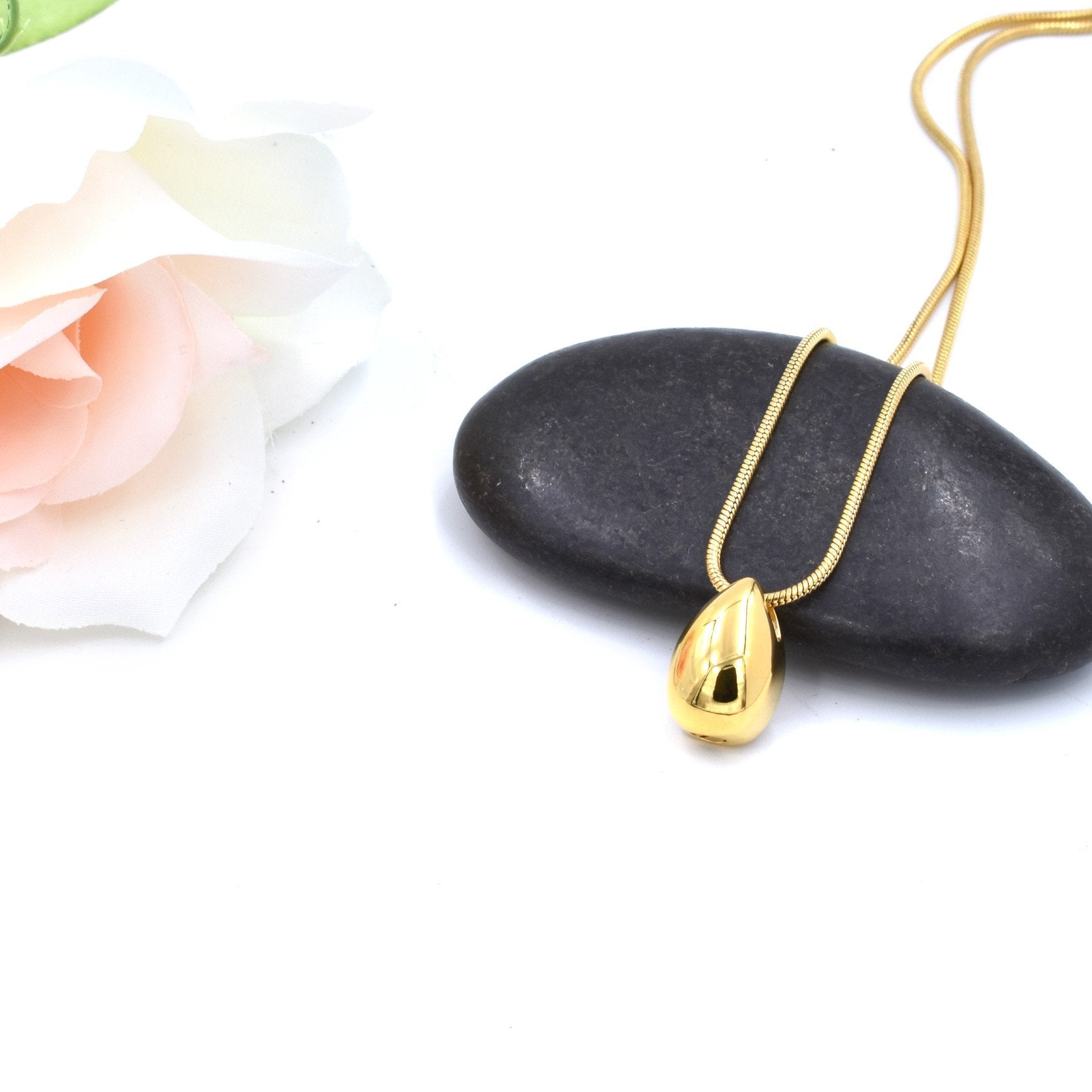 Teardrop Urn Necklace Sarah & Essie Gold 