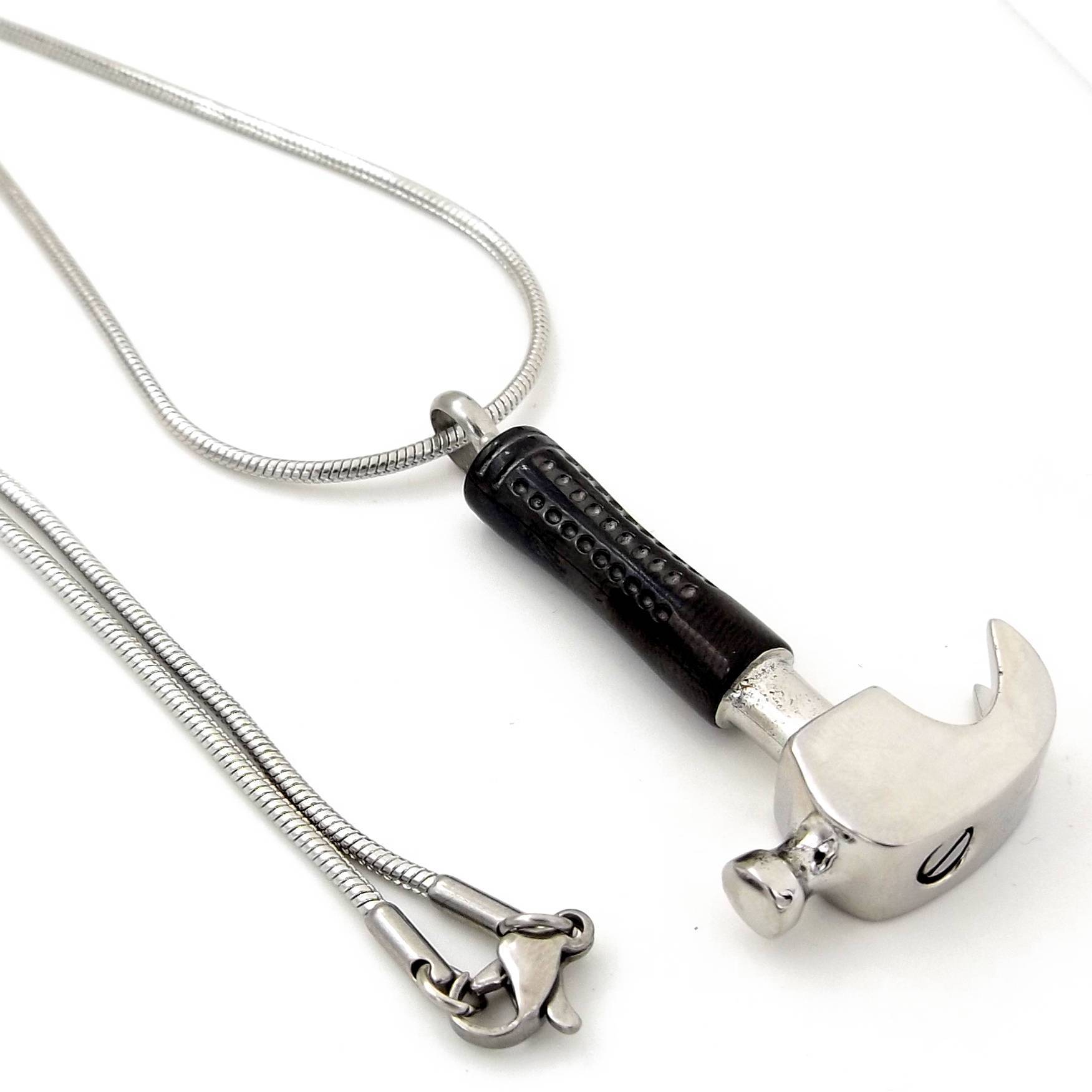 Hammer Urn Necklace Sarah & Essie 